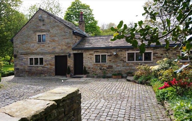 Hall Lane Cottages, W of Birch Tree Farm